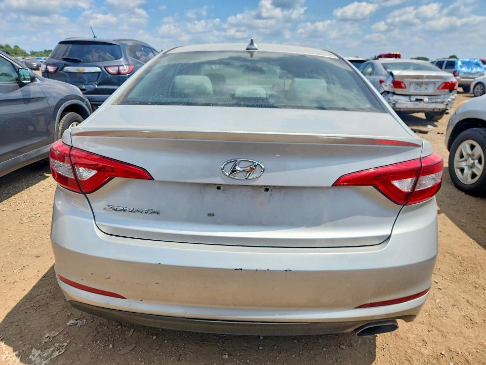 Photo 6 from auction – 2017 HYUNDAI SONATA with VIN 5NPE24AF1HH559260
