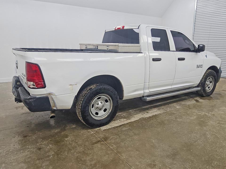 صورة رقم 3 من المزاد - 2013 RAM 1500 مع VIN 1C6RR7FP1DS663816
