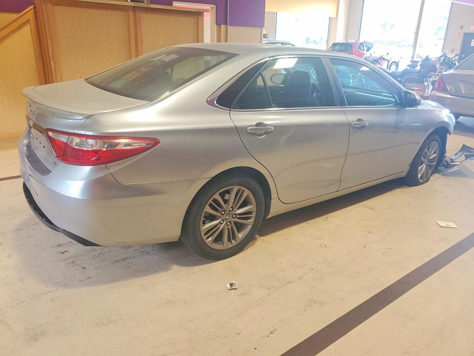 Photo 3 from auction – 2015 TOYOTA CAMRY with VIN 4T1BF1FK9FU048812