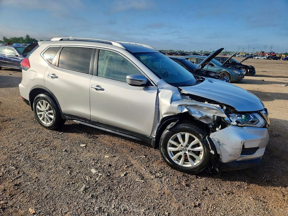Photo 4 from auction – 2017 NISSAN ROGUE with VIN JN8AT2MV3HW020124