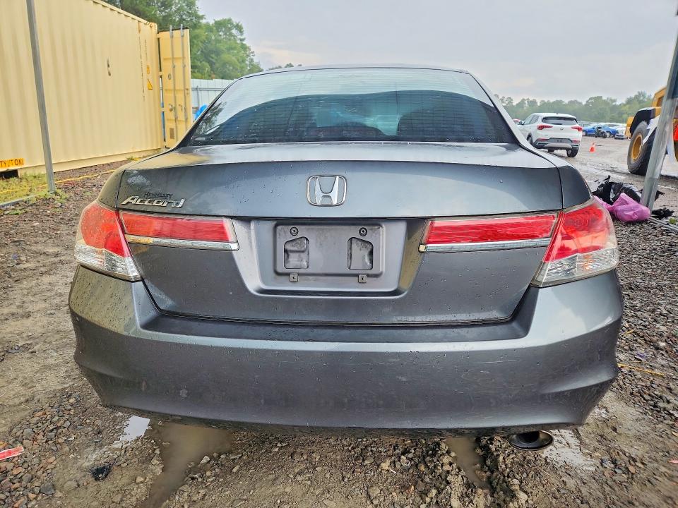 Photo 6 from auction – 2012 HONDA ACCORD with VIN 1HGCP2F30CA100833