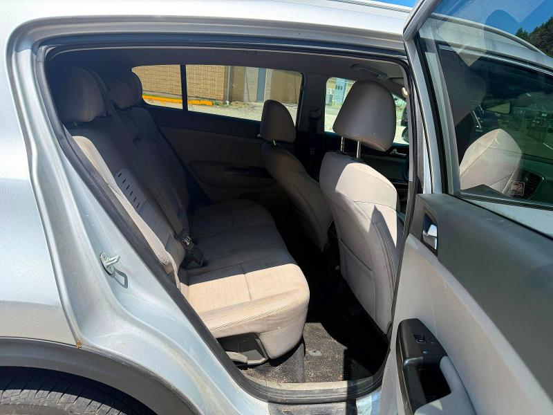 Photo 6 from auction – 2018 KIA SPORTAGE with VIN KNDPMCAC7J7300687