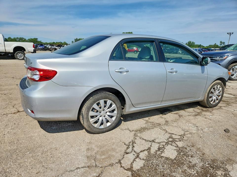 Photo 3 from auction – 2012 TOYOTA COROLLA with VIN 5YFBU4EE8CP026705
