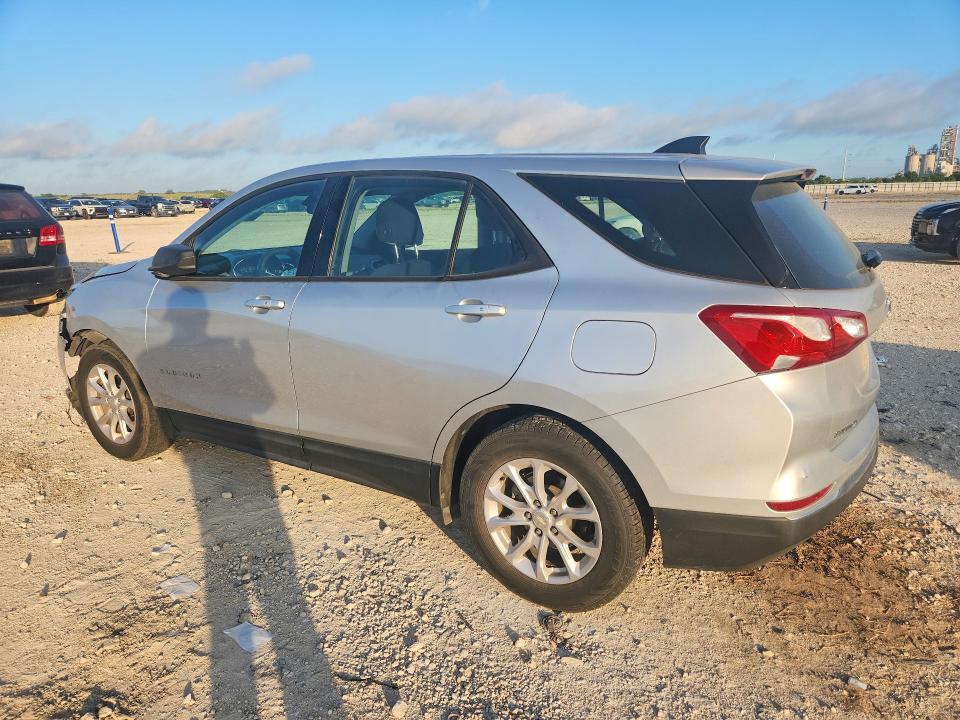 Photo 2 from auction – 2018 CHEVROLET EQUINOX with VIN 3GNAXHEV9JS582393