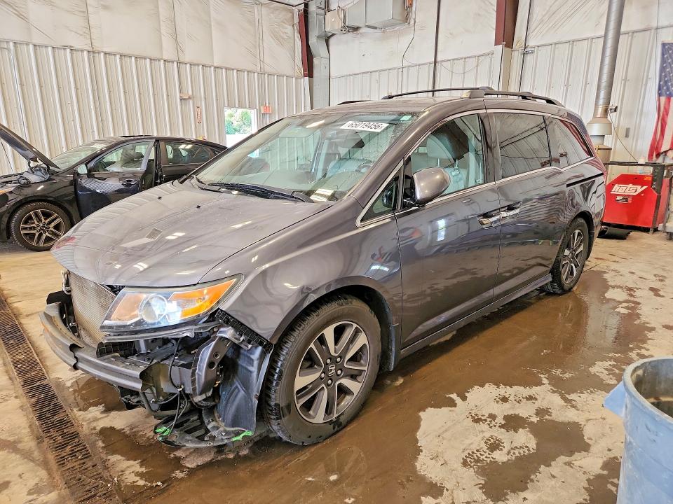 HONDA ODYSSEY 2016 with VIN 5FNRL5H95GB039340 - Photo from auction