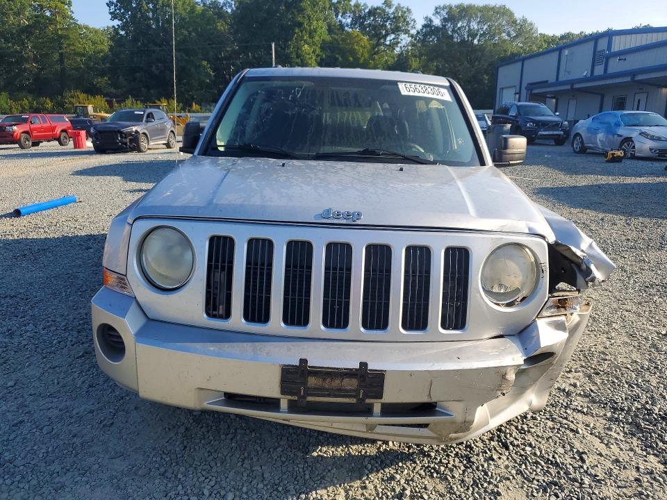 Photo 5 from auction – 2008 JEEP PATRIOT with VIN 1J8FF28W08D514585