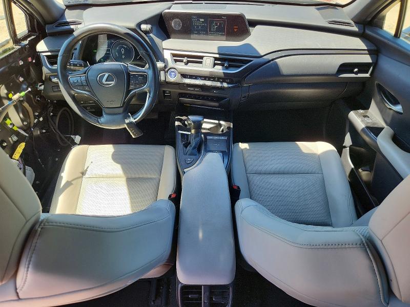 Photo 8 from auction – 2021 LEXUS UX with VIN JTHP9JBH8M2037965