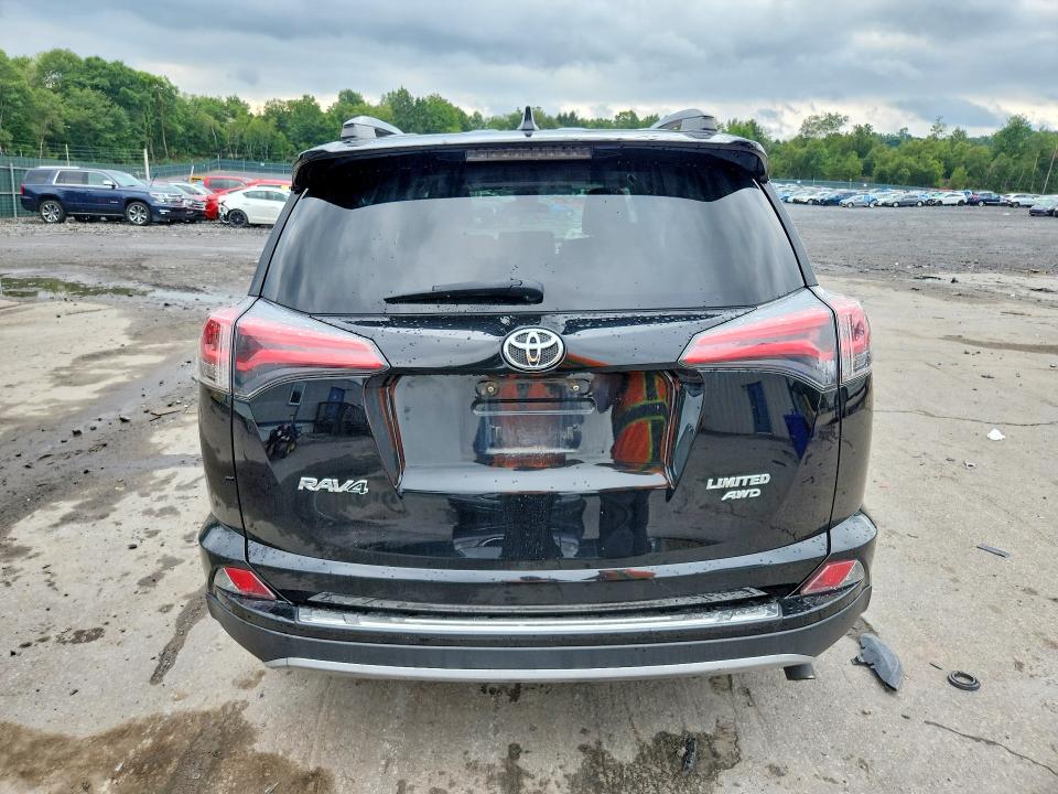 Photo 6 from auction – 2018 TOYOTA RAV4 with VIN 2T3DFREV8JW856376