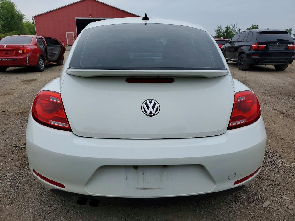 Photo 6 from auction – 2016 VOLKSWAGEN BEETLE with VIN 3VWJ07AT5GM604685