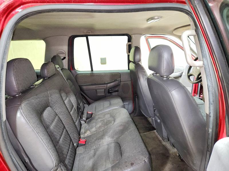 Photo 11 from auction – 2003 FORD EXPLORER with VIN 1FMZU72K53UC66917
