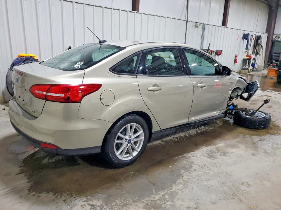 Photo 3 from auction – 2016 FORD FOCUS with VIN 1FADP3F22GL288349