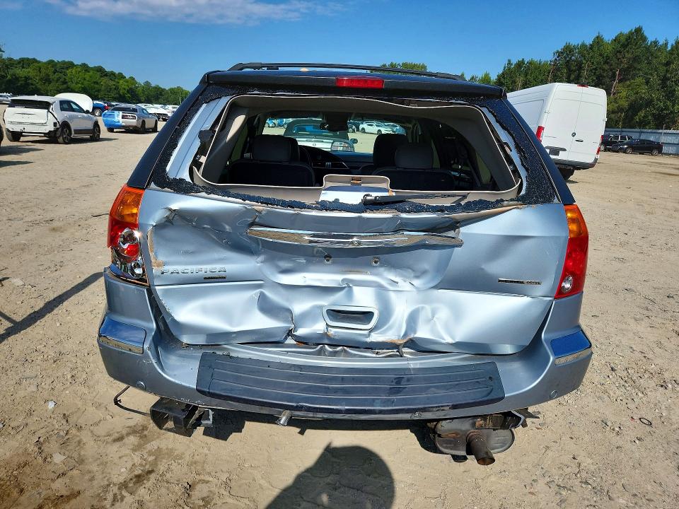 Photo 6 from auction – 2006 CHRYSLER PACIFICA with VIN 2A8GF68416R641107