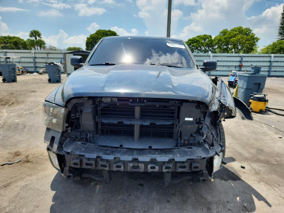 Photo 5 from auction – 2017 RAM 1500 with VIN 1C6RR6KT8HS683368