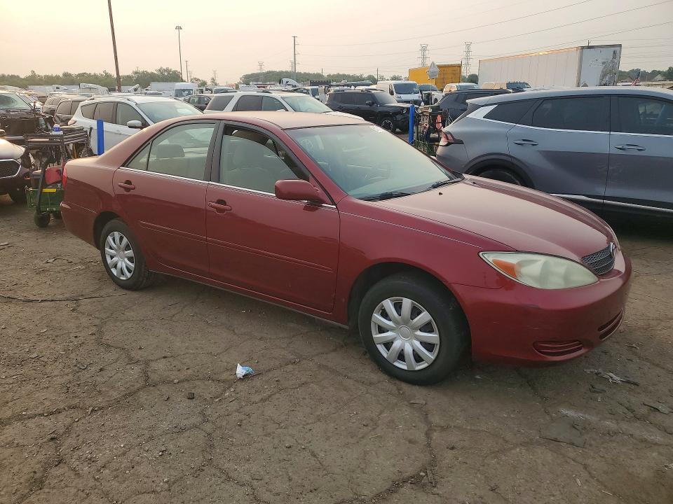 Photo 4 from auction – 2003 TOYOTA CAMRY with VIN JTDBE32K330239623