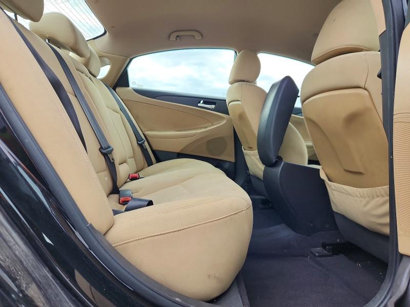 Photo 10 from auction – 2011 HYUNDAI SONATA with VIN 5NPEB4AC3BH186008