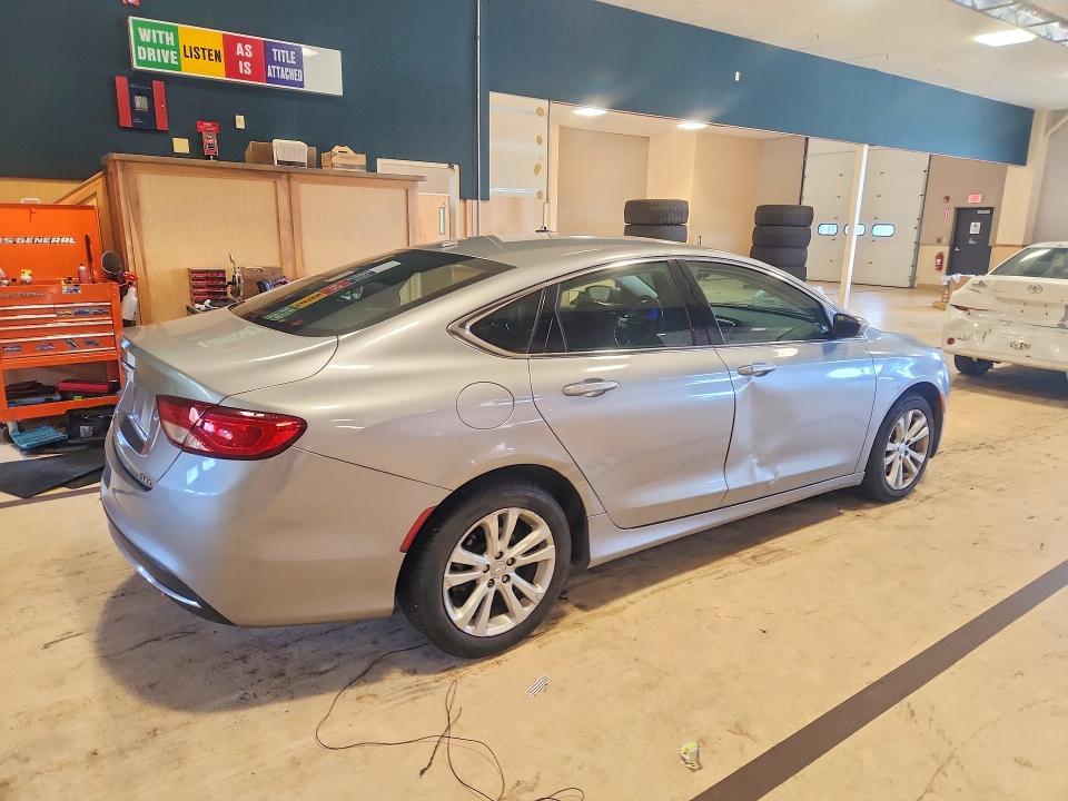Photo 3 from auction – 2015 CHRYSLER 200 with VIN 1C3CCCAB3FN719846