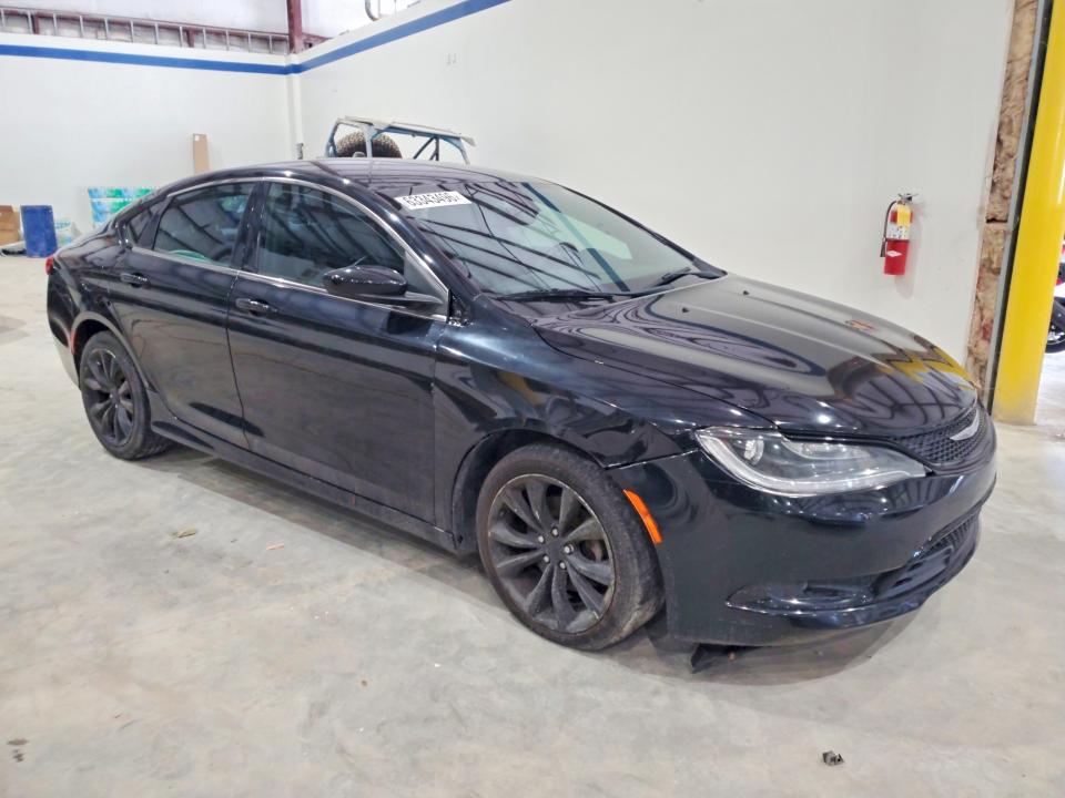 Photo 4 from auction – 2015 CHRYSLER 200 with VIN 1C3CCCBB2FN511682