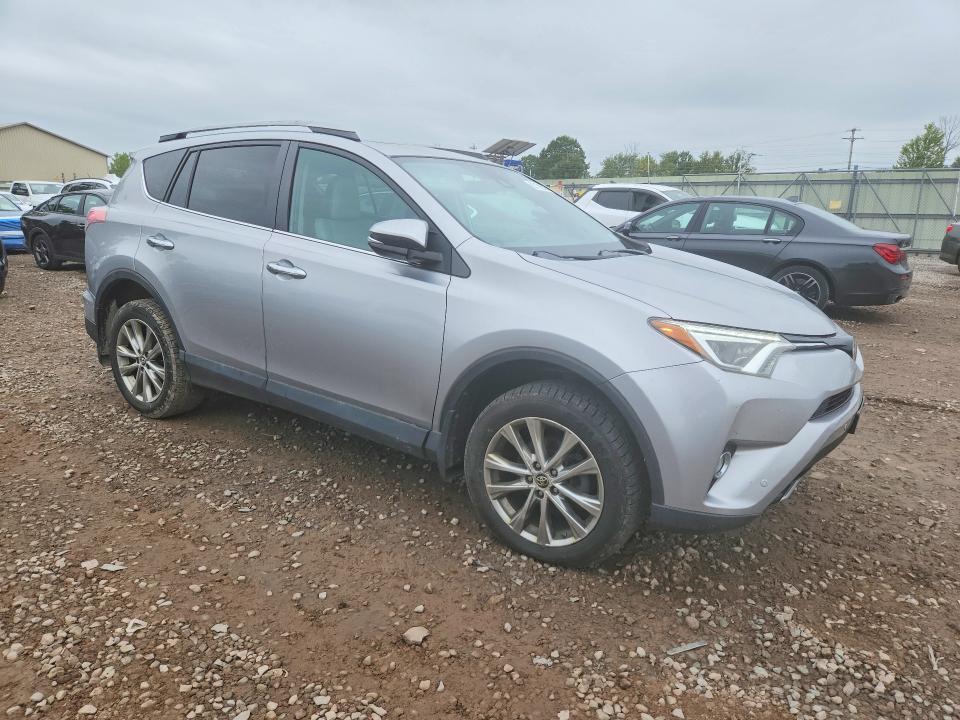 Photo 4 from auction – 2017 TOYOTA RAV4 with VIN 2T3DFREV6HW601896