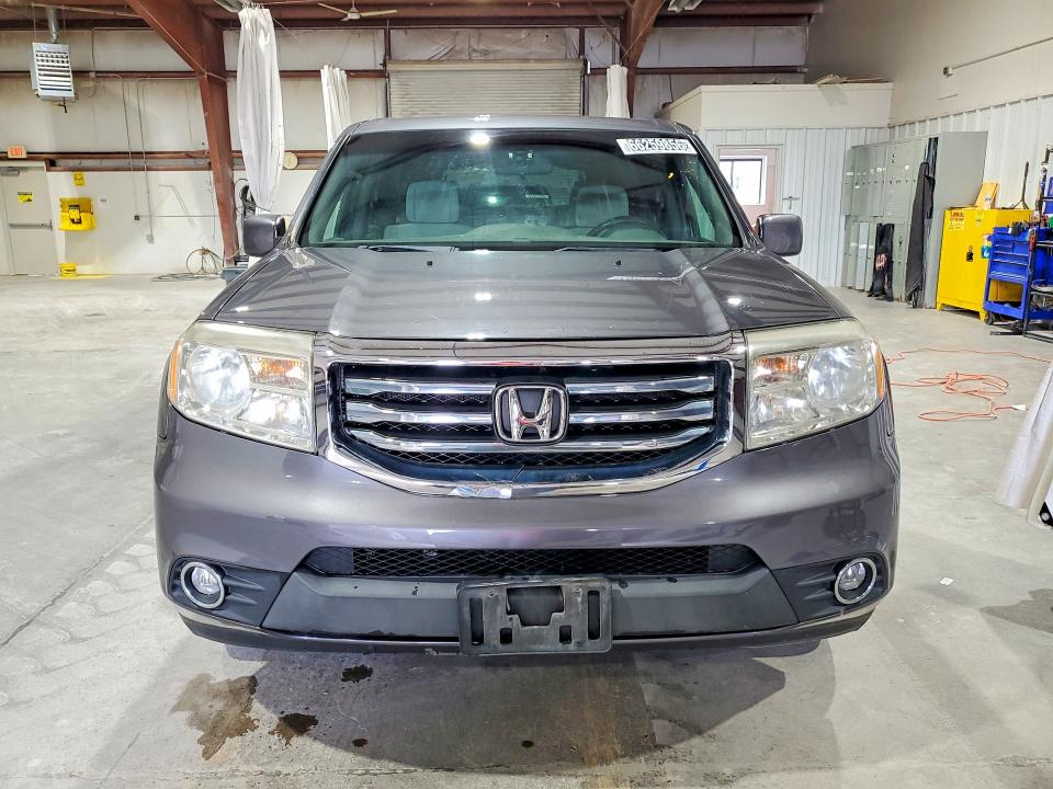 Photo 5 from auction – 2015 HONDA PILOT 4D 4WD with VIN 5FNYF4H48FB066645