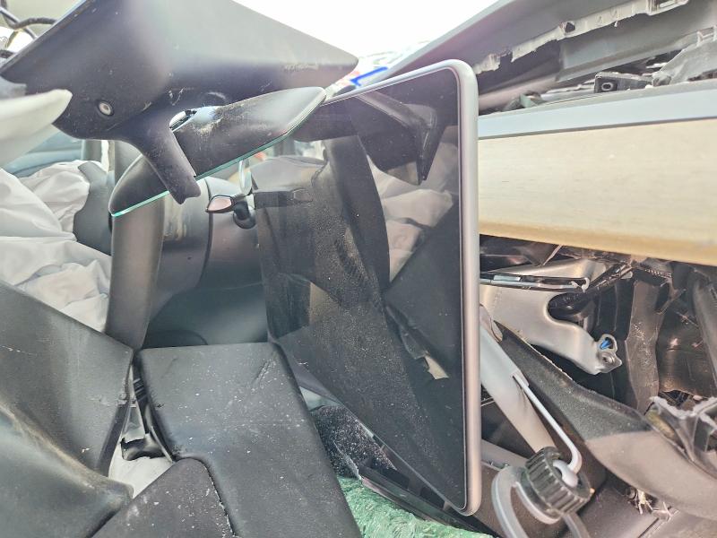 Photo 9 from auction – 2022 TESLA MDL Y with VIN 7SAYGDEE2NF386426