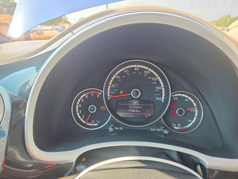 Photo 9 from auction – 2013 VOLKSWAGEN BEETLE with VIN 3VW7T7AT4DM828527