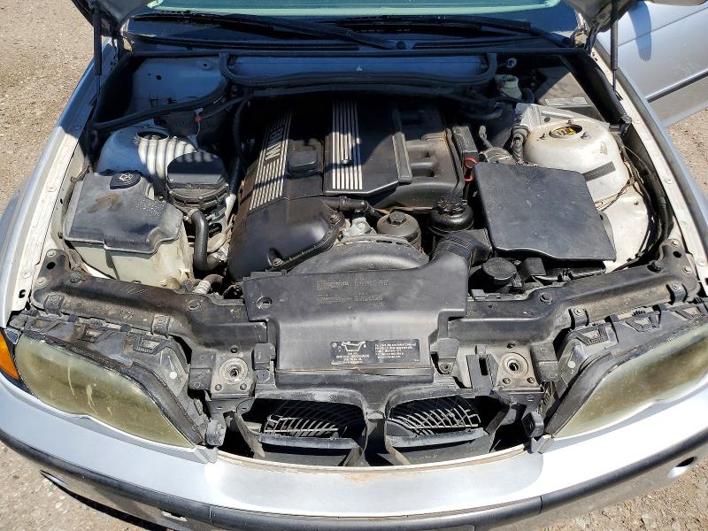 Photo 11 from auction – 2002 BMW 325 with VIN WBAEV334X2PD56361