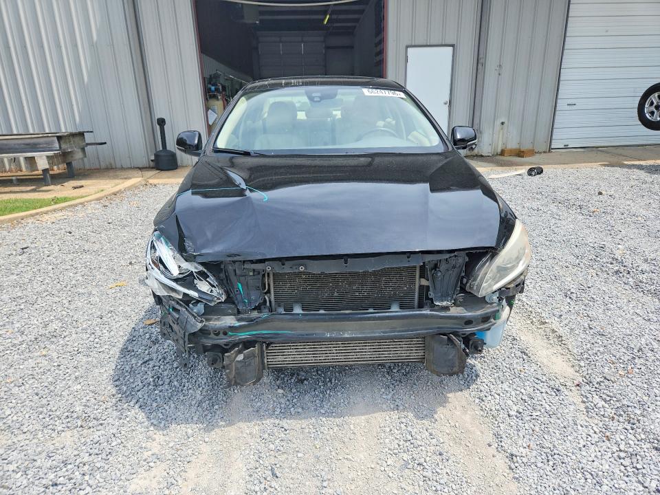Photo 5 from auction – 2015 VOLVO S60 with VIN YV1612TK0F1349835