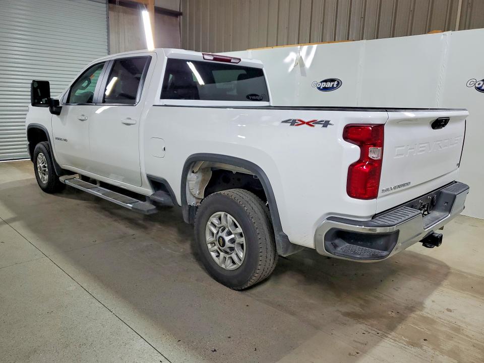 Photo 2 from auction – 2026 CHEVROLET SILVERADO with VIN 2GC1KNEY4T1141043