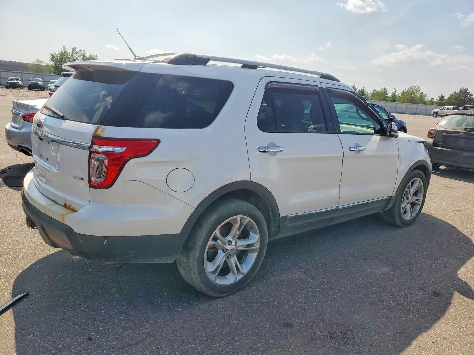Photo 3 from auction – 2014 FORD EXPLORER with VIN 1FM5K8F86EGC15159
