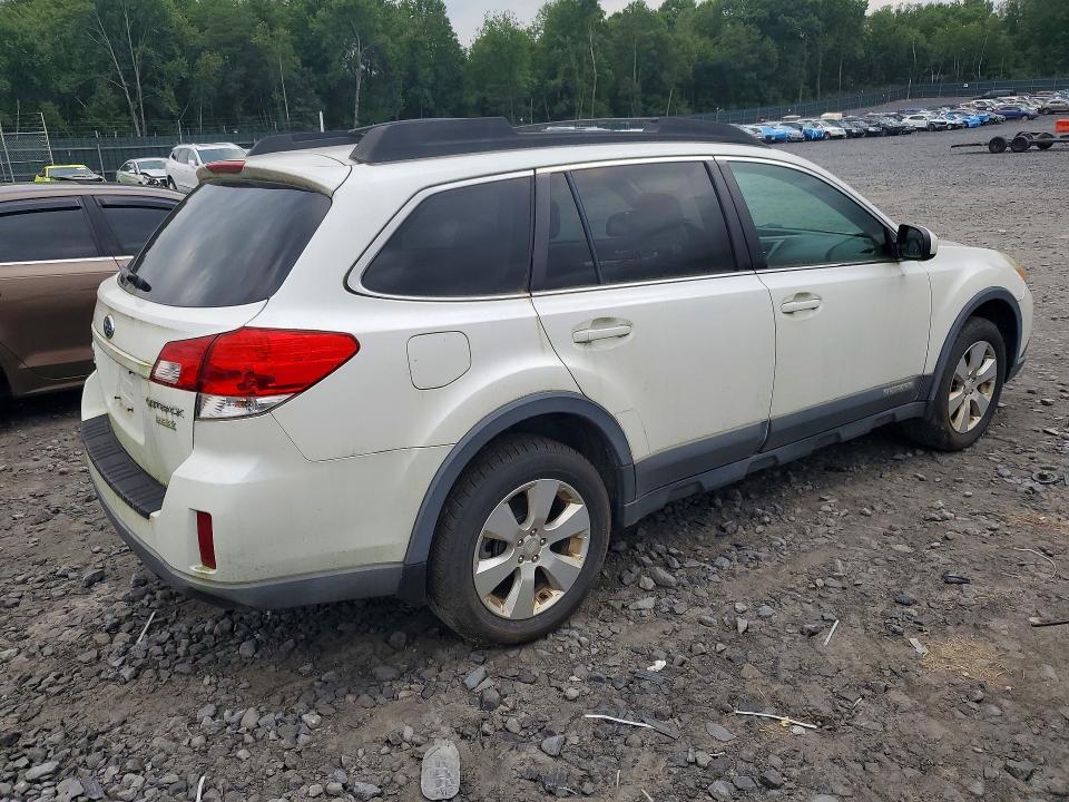 Photo 3 from auction – 2011 SUBARU OUTBACK with VIN 4S4BRBCC9B3345038