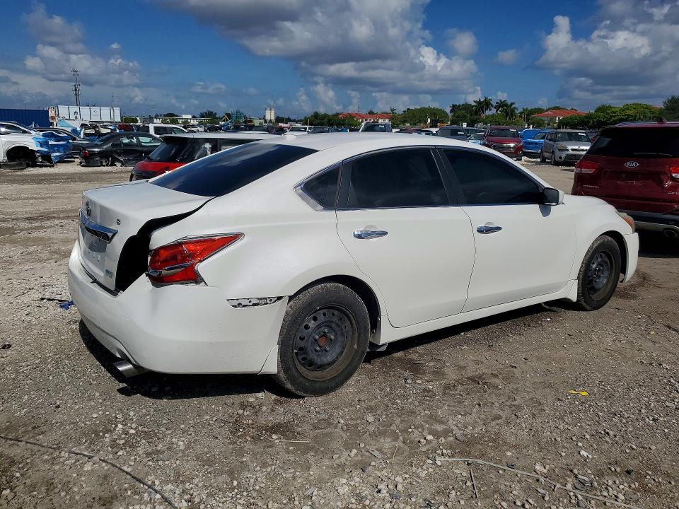 Photo 3 from auction – 2014 NISSAN ALTIMA with VIN 1N4AL3AP9EC296799