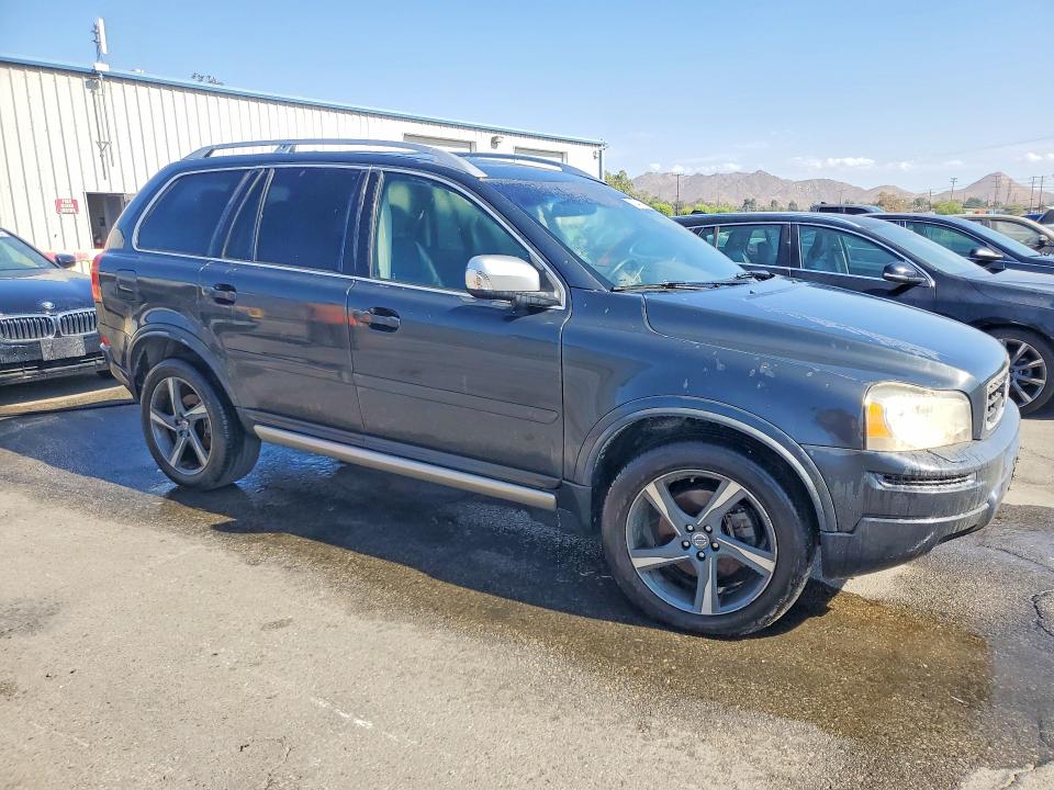 Photo 4 from auction – 2013 VOLVO XC90 with VIN YV4952CF5D1665199