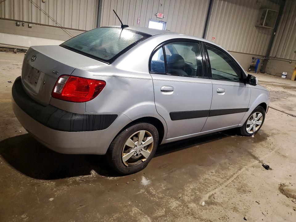 Photo 3 from auction – 2009 KIA RIO with VIN KNADE223596518859