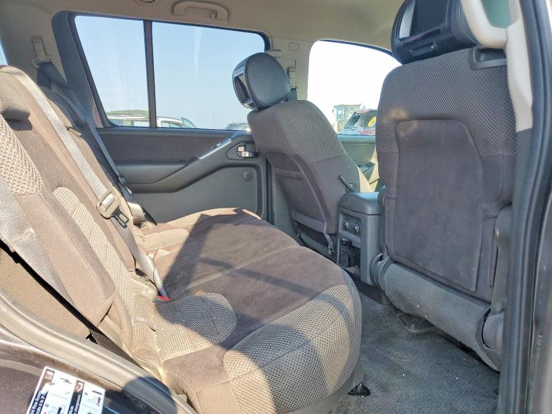 Photo 11 from auction – 2010 NISSAN PATHFINDER with VIN 5N1AR1NNXAC626882