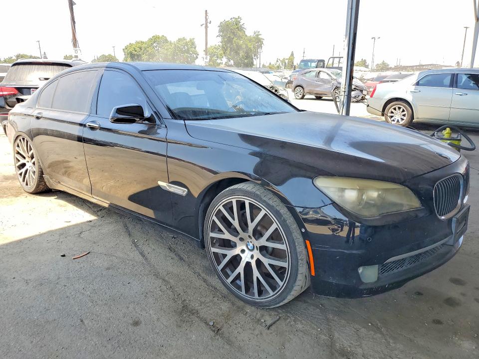 Foto 4 de la subasta – 2009 BMW 750 con VIN WBAKB83549CY57875