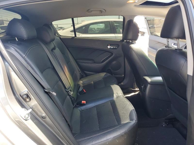 Photo 10 from auction – 2016 KIA FORTE with VIN KNAFX5A89G5628785