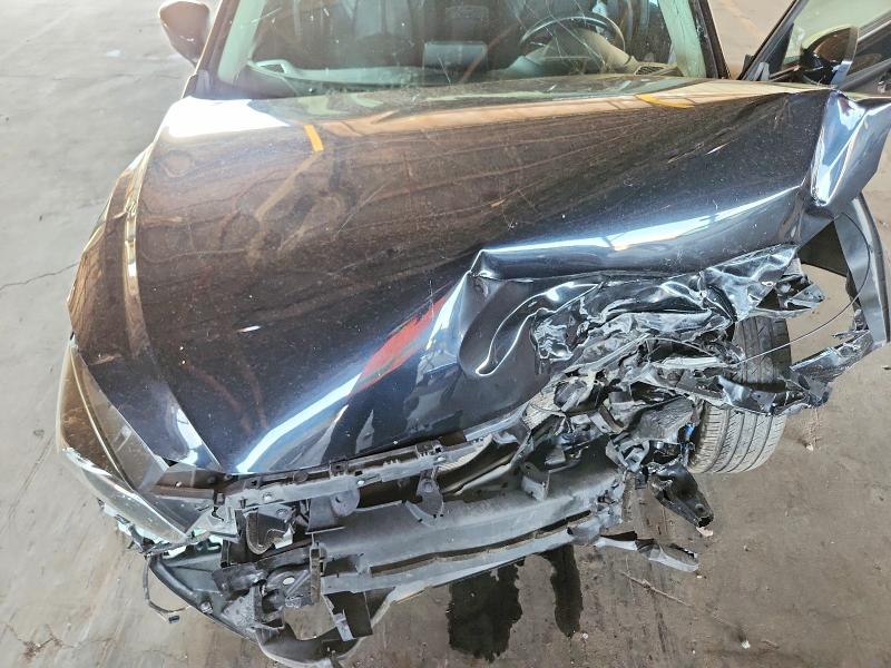 Photo 11 from auction – 2018 MAZDA 3 with VIN 3MZBN1V33JM255322