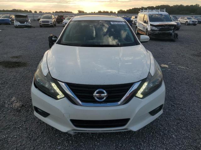 Photo 5 from auction – 2017 NISSAN ALTIMA with VIN 1N4AL3AP3HC273717