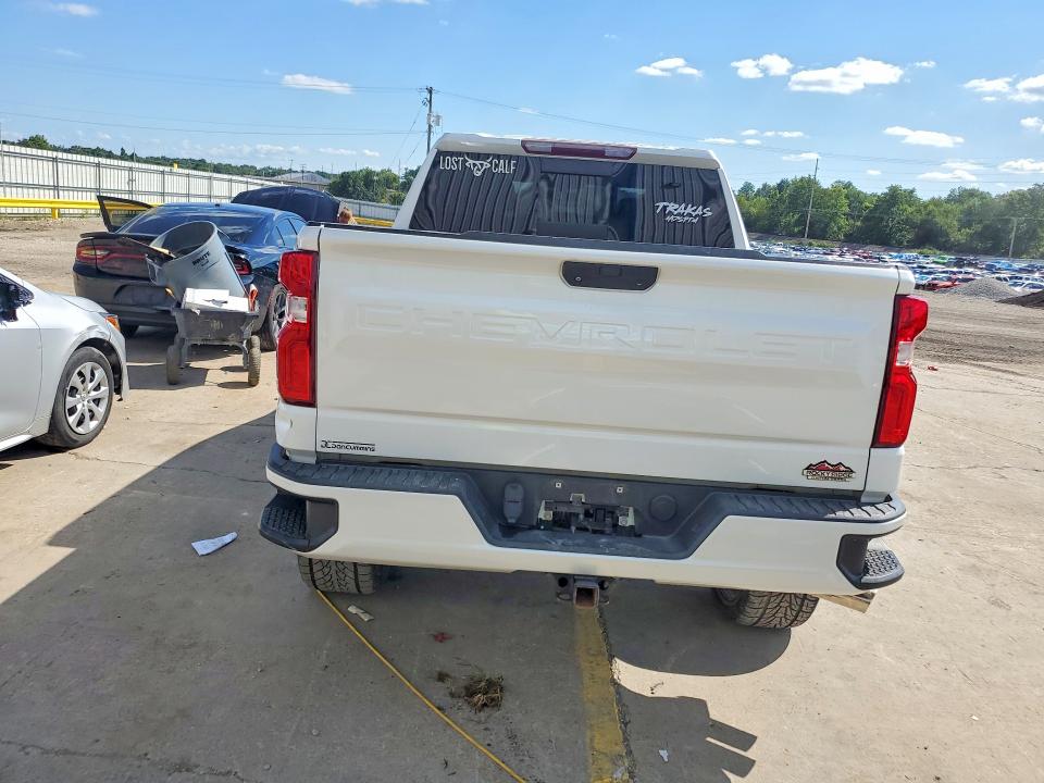 Снимка 6 от търг – 2019 CHEVROLET SILVERADO с VIN 3GCUYEED9KG148617