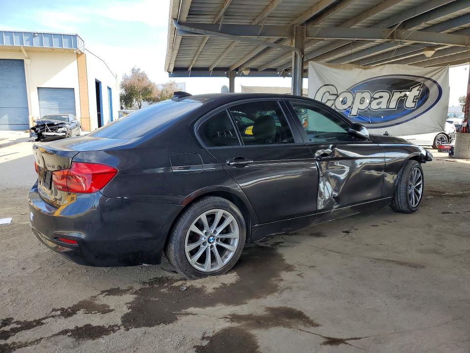 Photo 3 from auction – 2016 BMW 320 with VIN WBA8A9C55GK616624