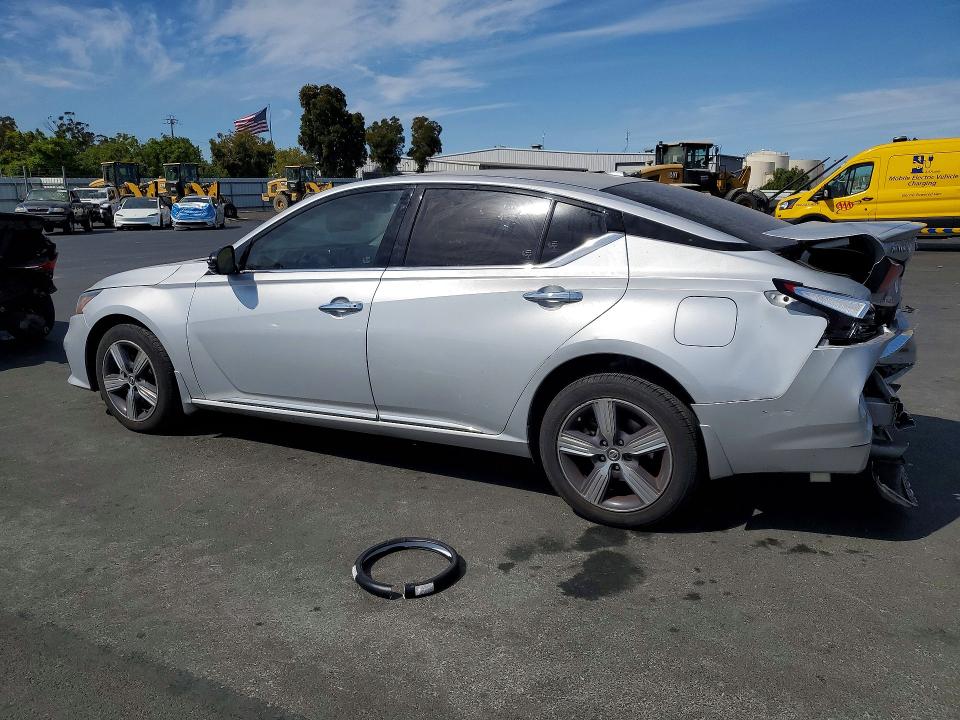 Photo 2 from auction – 2020 NISSAN ALTIMA with VIN 1N4BL4DW2LC178832