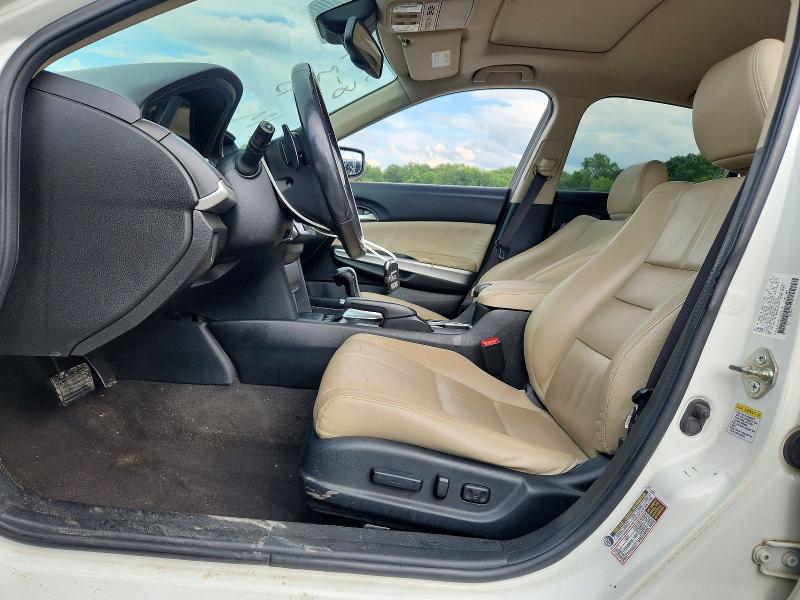 Photo 7 from auction – 2015 HONDA CROSSTOUR with VIN 5J6TF2H57FL000179