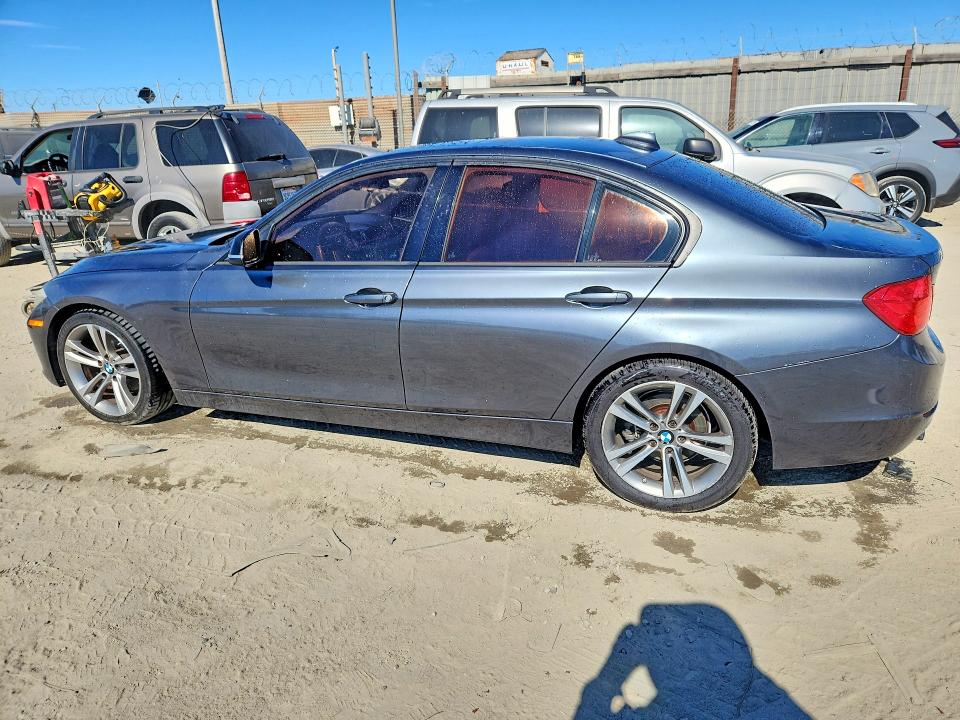 Photo 2 from auction – 2013 BMW 328 with VIN WBA3A5C54DJ462556