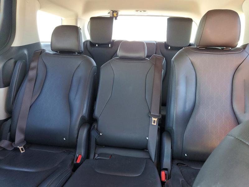 Photo 10 from auction – 2024 KIA CARNIVAL with VIN KNDNB4H33R6356863