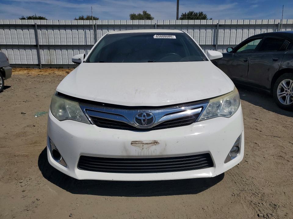 Photo 5 from auction – 2014 TOYOTA CAMRY with VIN 4T1BK1FK4EU552954