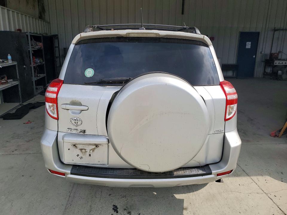 Photo 6 from auction – 2011 TOYOTA RAV4 with VIN 2T3BK4DV2BW060652