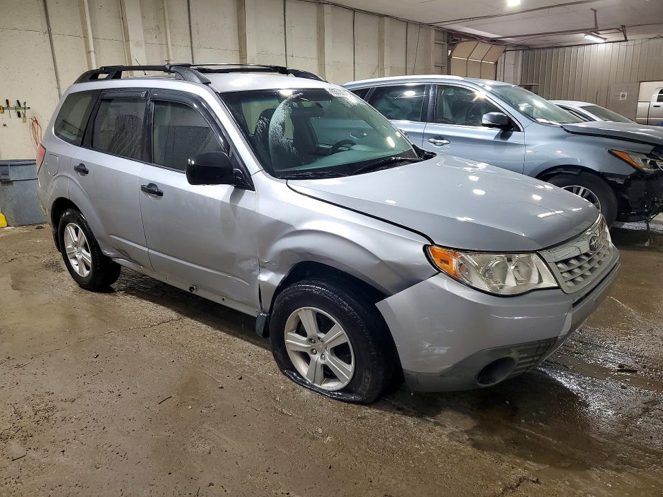 Photo 4 from auction – 2013 SUBARU FORESTER with VIN JF2SHABCXDH418766