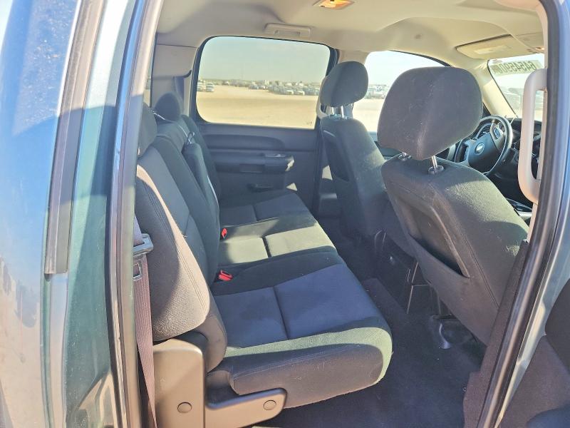 Photo 10 from auction – 2011 CHEVROLET SILVERADO with VIN 3GCPKSE31BG228952