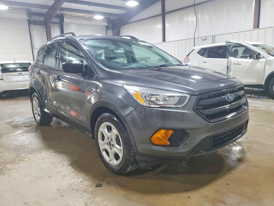 Photo 4 from auction – 2017 FORD ESCAPE with VIN 1FMCU0F70HUC14122