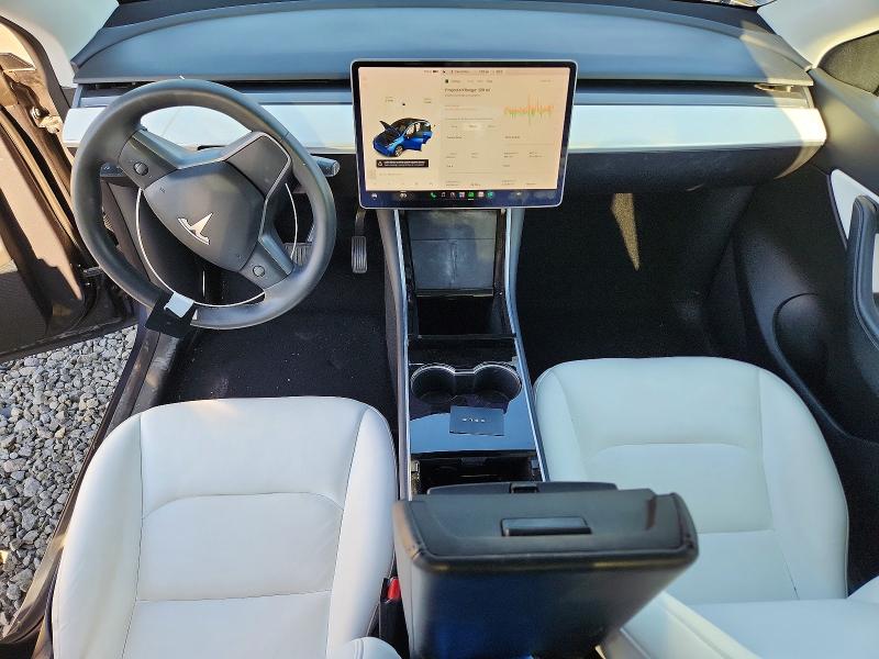 Photo 8 from auction – 2020 TESLA MODEL Y with VIN 5YJYGDEE7LF040396